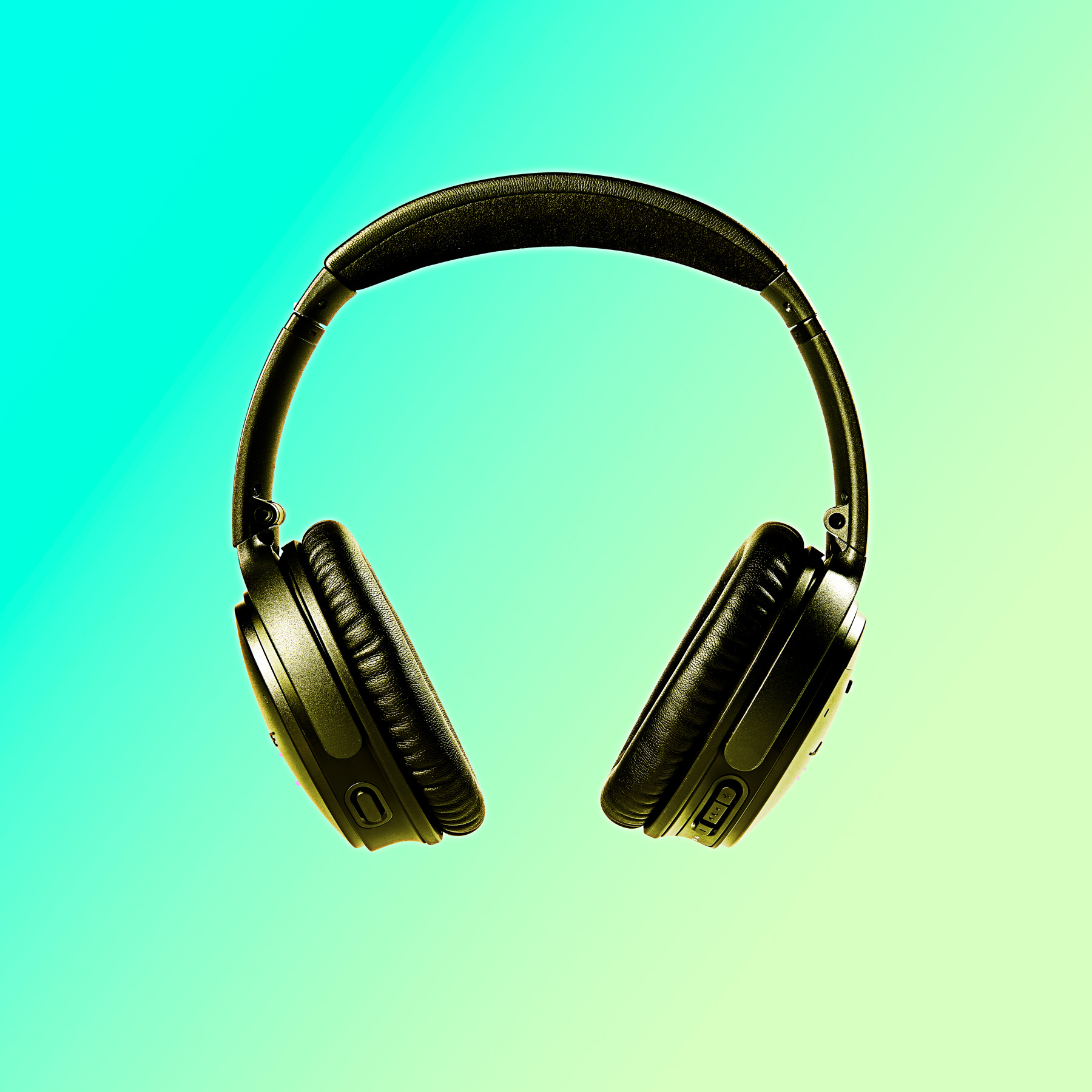 FY21FallCatalog-00017817770613-BoseHeadphones-silo1a